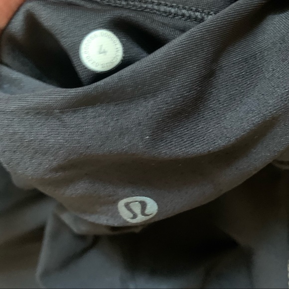 Lululemon leggings — like new! - Picture 4 of 4